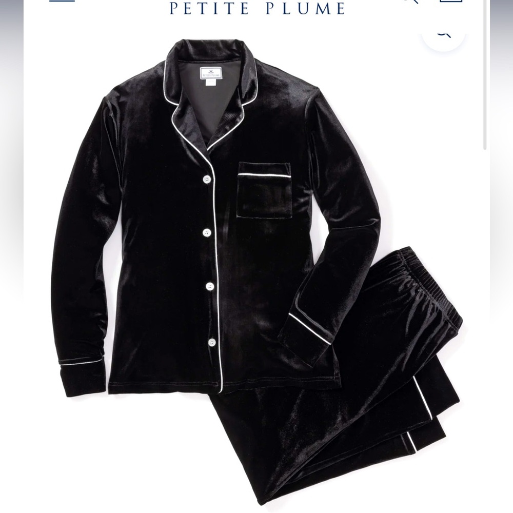 PETITE PLUME VELOUR PAJAMA LOUNGEWEAR SET